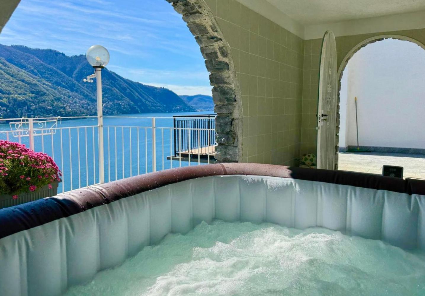 Villa Fantastica Carate Urio Ngoại thất bức ảnh
